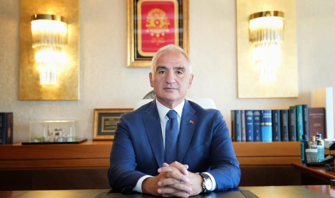 Cumhuriyet Halk Partisi (CHP) İstanbul Milletvekili Oğuz Kaan Salıcı’nın Antalya