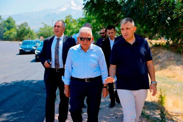 Kayseri Büyükşehir Belediye Başkanı Dr. Memduh Büyükkılıç, Melikgazi ilçesi Eğribucak