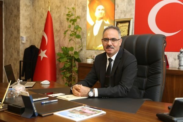 Eyyübiye Belediye Başkanı Mehmet Kuş, Mevlid Kandili dolayısıyla bu akşam