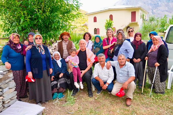 Alanya Belediye Başkanı Özçelik, Alanya’nın doğu ve batısındaki yaylalarda üç