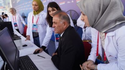 İBB Başkanvekili Aslan, Bağcılar Kent Meydanı’nda kurulan Tercih Danışma ve