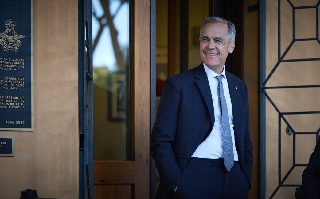 Carney, yaptığı açıklamada, “Bu korkakça bir şiddet ve yıldırma eylemidir.
