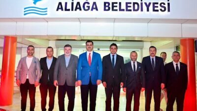AK Parti Genel Sekreteri ve İzmir Milletvekili Eyyüp Kadir İnan,