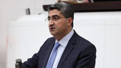DEVA Partisi Genel Başkan Yardımcısı ve Mersin Milletvekili Ekmen, 17