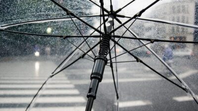Meteorolojiden yapılan açıklamada, yağışların bugün öğle saatlerinden sonra etkili olmasının