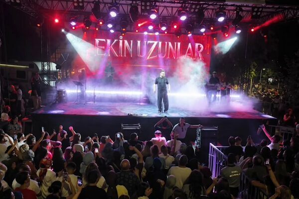 Kocaeli Büyükşehir Belediyesi ve Gölcük Belediyesi iş birliğiyle düzenlenen Değirmendere