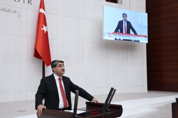 DEVA Partisi Genel Başkan Yardımcısı ve Mersin Milletvekili Mehmet Emin