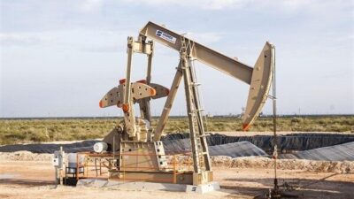 Enerji emtialarında günün erken saatlerinde karışık bir seyir izleniyor. Brent