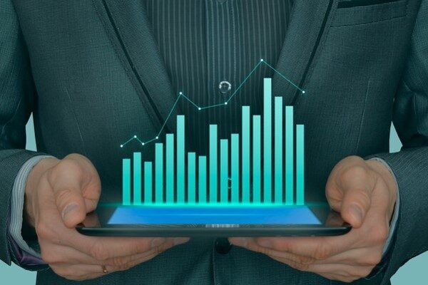 Rapora göre, 2026 yılının ilk yarısında yüksek finansman maliyetleri, daralan
