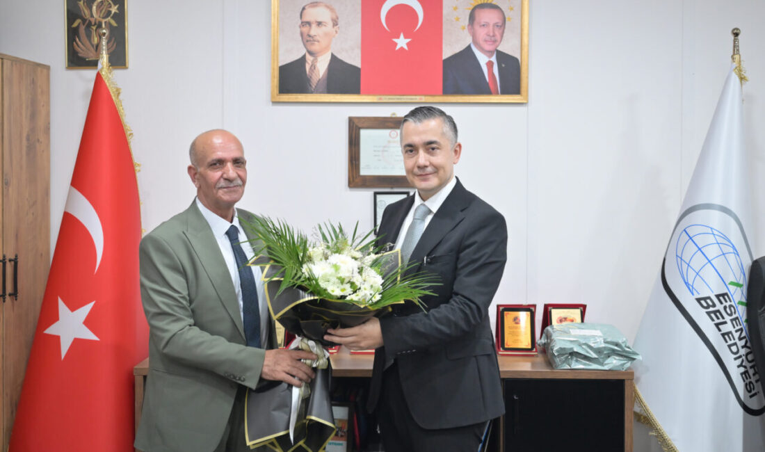 Esenyurt Belediyesi tarafından Fatih Mahallesi’nde yapımı tamamlanan yeni Muhtarlık Hizmet