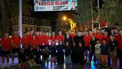 30 Ağustos Zafer Bayramı’nın 104’üncü yıl dönümü Gölcük’te düzenlenen tören