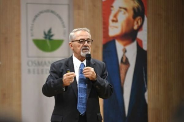 Yer bilimci Prof.Dr. Naci Görür, Rodos Adası’nın batısında meydana gelen