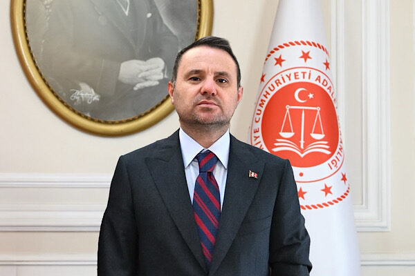 Vatandaşların dava süreçlerini yakından takip edebilmeleri için yeni bir hizmet