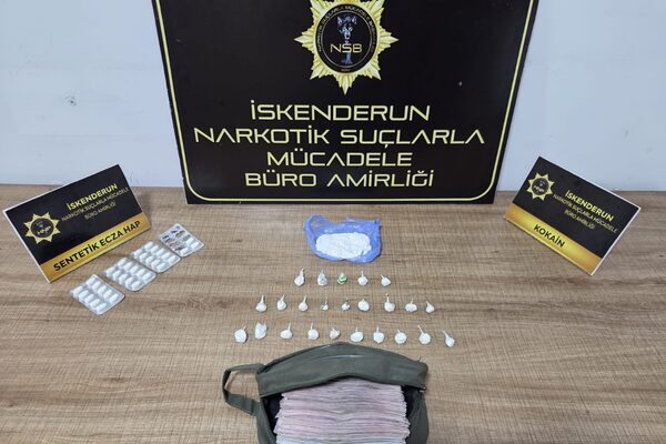Hatay’ın İskenderun ilçesinde narkotik ekiplerince bir ikamete düzenlenen operasyonda 63,28