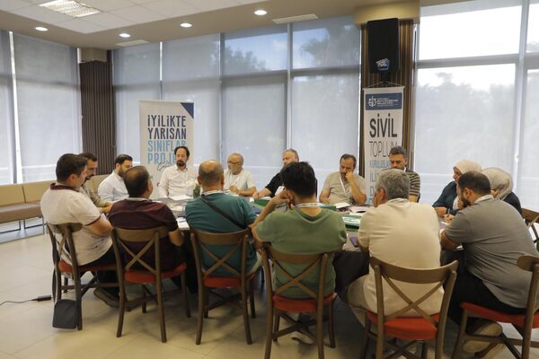 Kocaeli Valiliği, İyilikte Yarışan Sınıflar Projesi kapsamında düzenlenen çalıştayın Kocaeli’nin