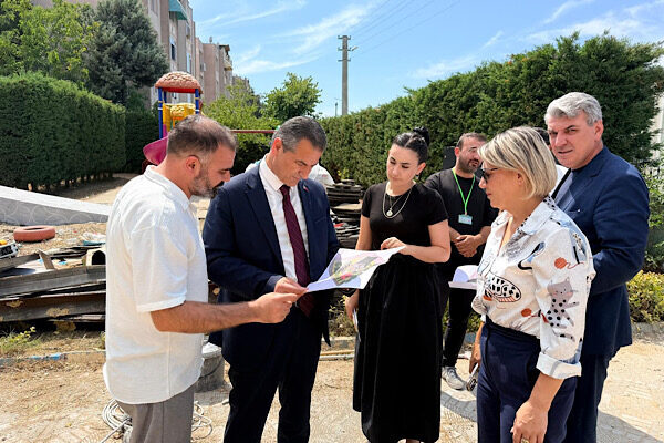 İzmit Belediyesi tarafından Orhan Mahallesi’nde 6’ncısı hayata geçirilen Şehit Öğretmen