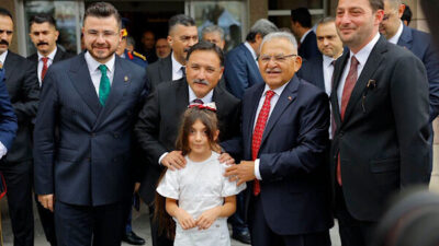 Kayseri’de 30 Ağustos Zafer Bayramı’nın 104. yıl dönümü dolayısıyla Cumhuriyet