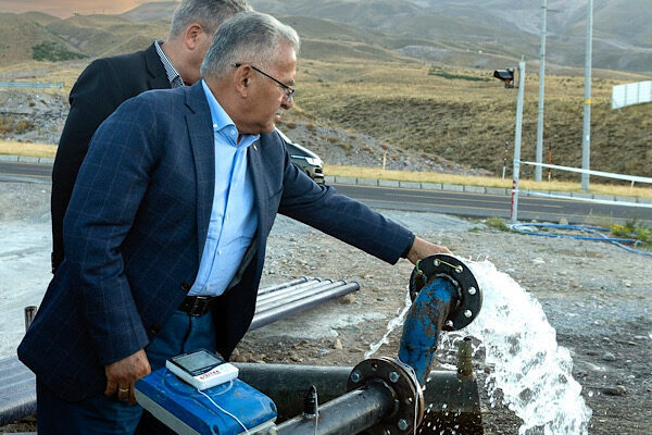 Kayseri Büyükşehir Belediye Başkanı Dr. Memduh Büyükkılıç, kentte içme suyu
