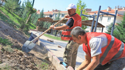Keçiören Belediyesi, ilçe genelindeki parklarda bakım, onarım ve çevre düzenleme