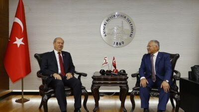KKTC 5. Cumhurbaşkanı Ersin Tatar’ın Büyükşehir Belediye Başkanı Memduh Büyükkılıç’ı