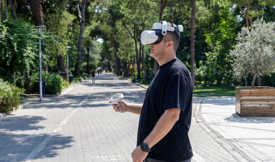 İzmir Büyükşehir Belediyesi, kentin simge alanlarından Kültürpark’ı üç boyutlu modeliyle