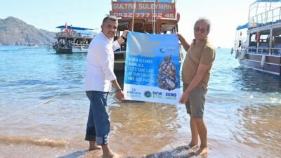 Kumluca Belediyesi İklim Değişikliği ve Sıfır Atık Müdürlüğü ekipleri, deniz