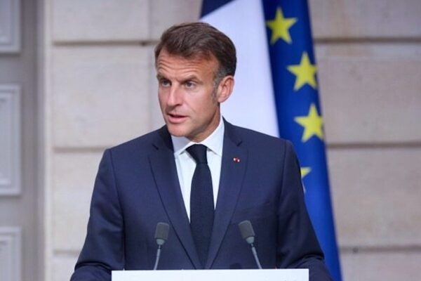 Macron, sosyal medya hesabından yaptığı açıklamada, Suudi Arabistan ile birlikte
