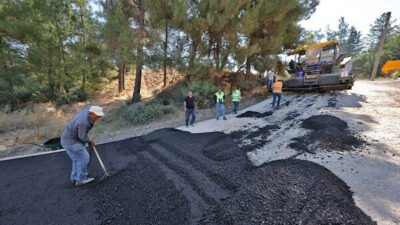 Bursa’nın Orhaneli ilçesinde Karagöz Mesire Alanı bağlantı yolunda yürütülen çalışmalarda