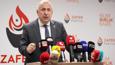 Zafer Partisi Genel Başkanı Ümit Özdağ, düzenlediği basın toplantısında Türkiye