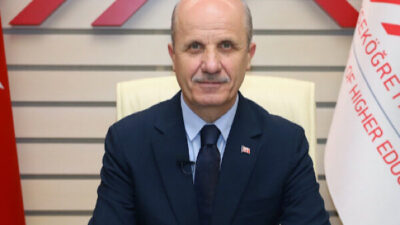 YÖK Başkanı Erol Özvar, sosyal medya hesabından yaptığı açıklamada, iki