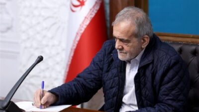İran Cumhurbaşkanı Mesud Pezeşkiyan, İslam Devrimi Lideri’nin mesajını selamlayarak ülkenin