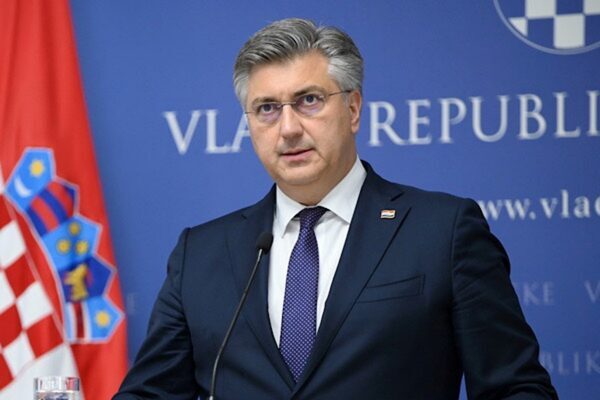 Hırvatistan Başbakanı Andrej Plenkovic, Cetina bölgesinin köklü geleneklerini yaşatan 311.