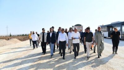 Şanlıurfa Valisi Hasan Şıldak, TEKNOFEST Güneydoğu kapsamında GAP Havalimanı’nda yürütülen