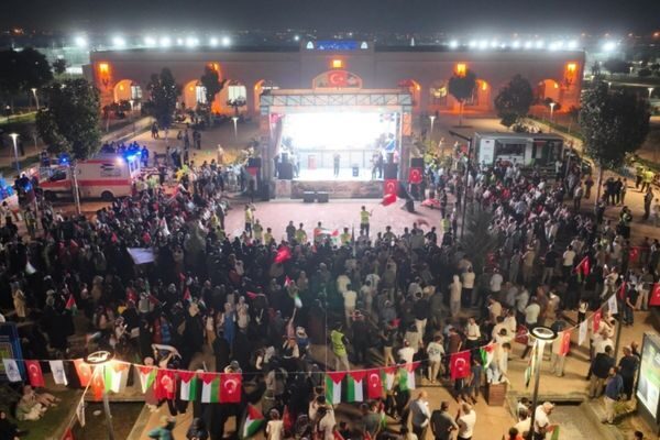 Türkiye’nin farklı noktalarında büyüyerek ilerleyen Uluslararası Filistin Konvoyu, Şanlıurfa’ya ulaştı.