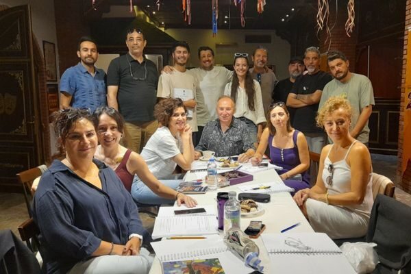 Eskişehir Büyükşehir Belediyesi Şehir Tiyatroları, yeni tiyatro sezonunda sahnelenecek “Karanlıktan