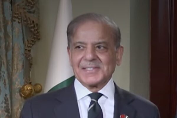 Pakistan Başbakanı Şahbaz Şerif, Mekke Ortak Savunma Anlaşması’na yönelik destek