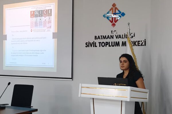 Batman Sivil Toplum Merkezinde, İl Sağlık Müdürlüğü iş birliğiyle sivil