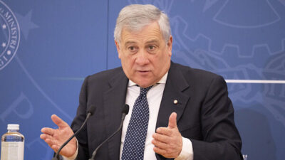 İtalya Başbakan Yardımcısı ve Dışişleri Bakanı Antonio Tajani, milli dalgıç