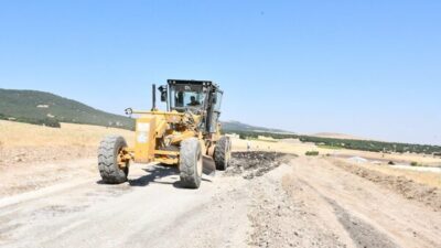 Büyükşehir Belediyesi Yol Yapım, Bakım ve Onarım Dairesi Başkanlığı ekipleri,