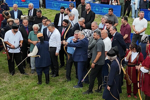 Trabzon’un fethinin 565’inci yıl dönümü kapsamında çeşitli etkinlikler organize edildi.