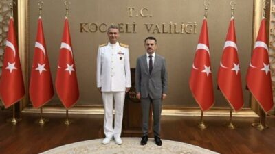 Deniz Eğitim-Öğretim ve Garnizon Komutanlığı görevine atanan Tuğamiral Yücel Darcan,
