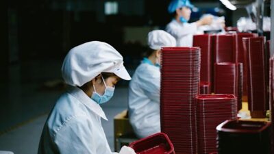 Türkiye İstatistik Kurumu (TÜİK) verilerine göre, sanayi, inşaat ve ticaret-hizmet