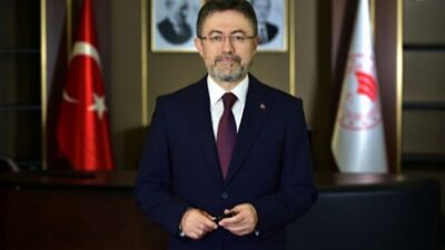 Tarım ve Orman Bakanı İbrahim Yumaklı, uzatma ağlarıyla avcılık yapan