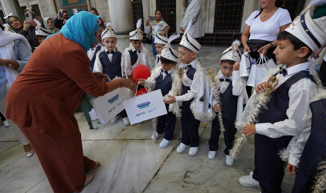 Beylikdüzü Belediyesi tarafından sağlık kuruluşlarında ücretsiz olarak sünnet ettirilen çocuklar
