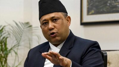 Khanal, Çin’in Katmandu Büyükelçisi Zhang Maoming ile görüşmesinde, Çin hükümeti