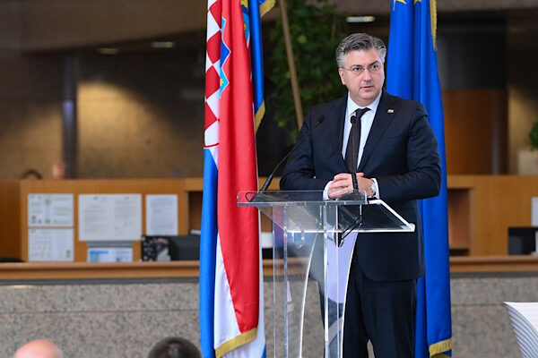 Hırvatistan Başbakanı Andrej Plenkovic, Gospic ve Lika-Senj bölgesindeki vatandaşların endişelerini